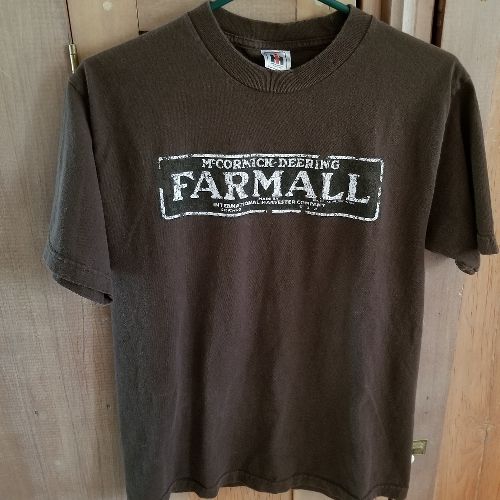 IH McCormick Deering Farmall Brown Medium Shirt